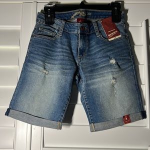 Arizona Jean shorts NEW WITH TAGS